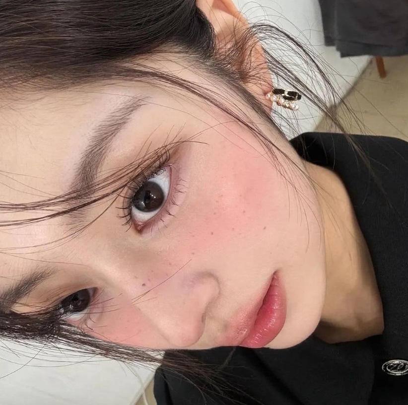 Hướng dẫn sử dụng Vaseline cho vùng mắt an toàn