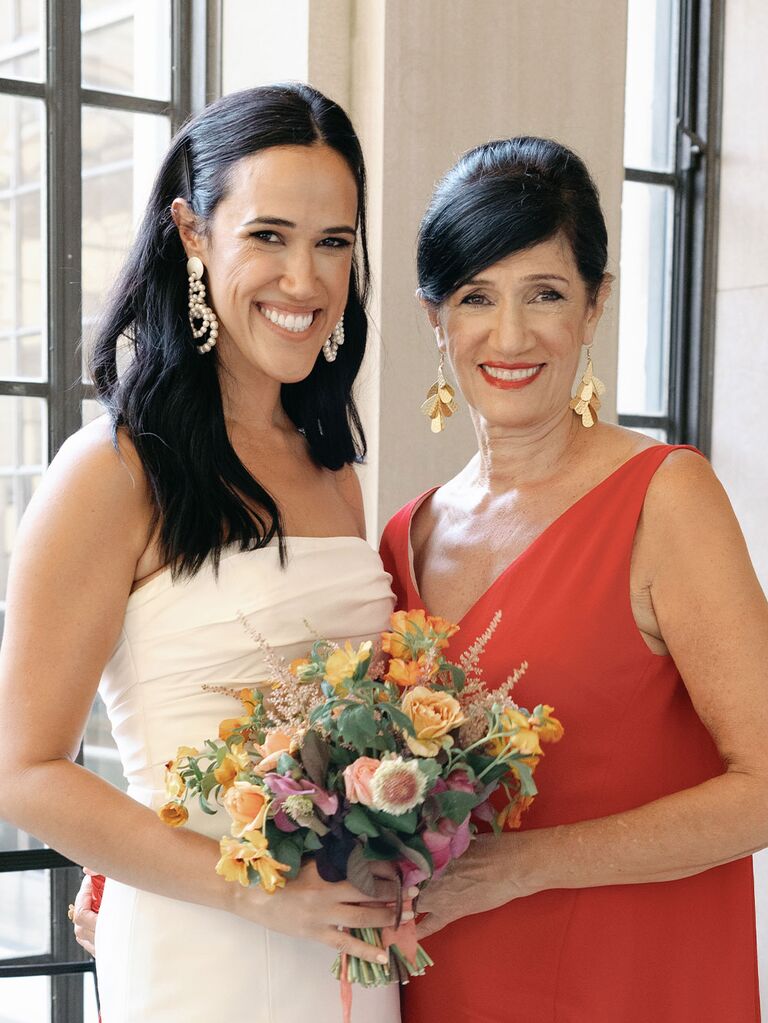 8. Son môi cùng tông với váy – vẻ đẹp thống nhất