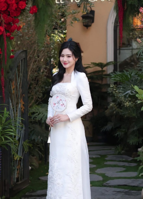 Phấn nổi và cakey – hai “kẻ thù” của lớp nền mịn đẹp