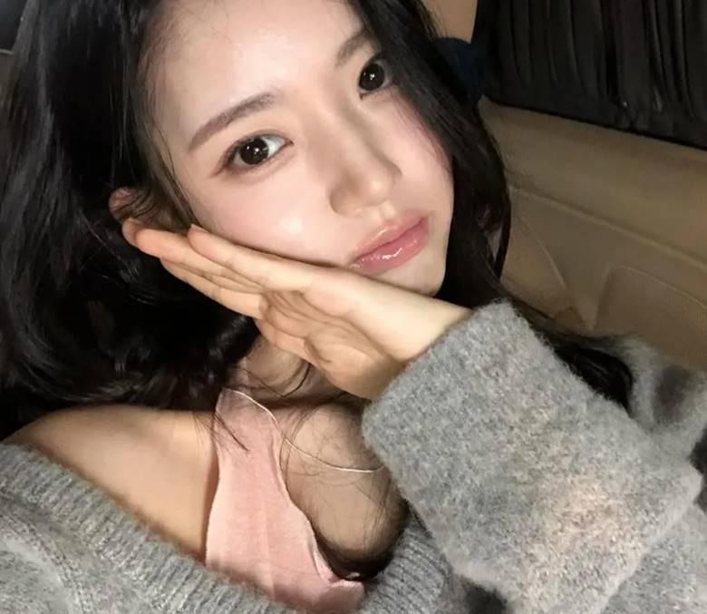 Hướng dẫn cách đánh son môi hồng balletcore tự nhiên