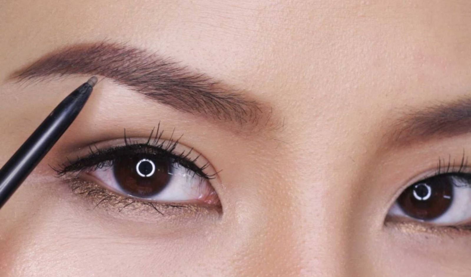 Mẹo để vẽ chân mày đẹp tự nhiên