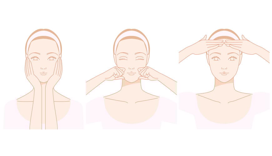 Massage vùng trán giảm thiểu nếp nhăn