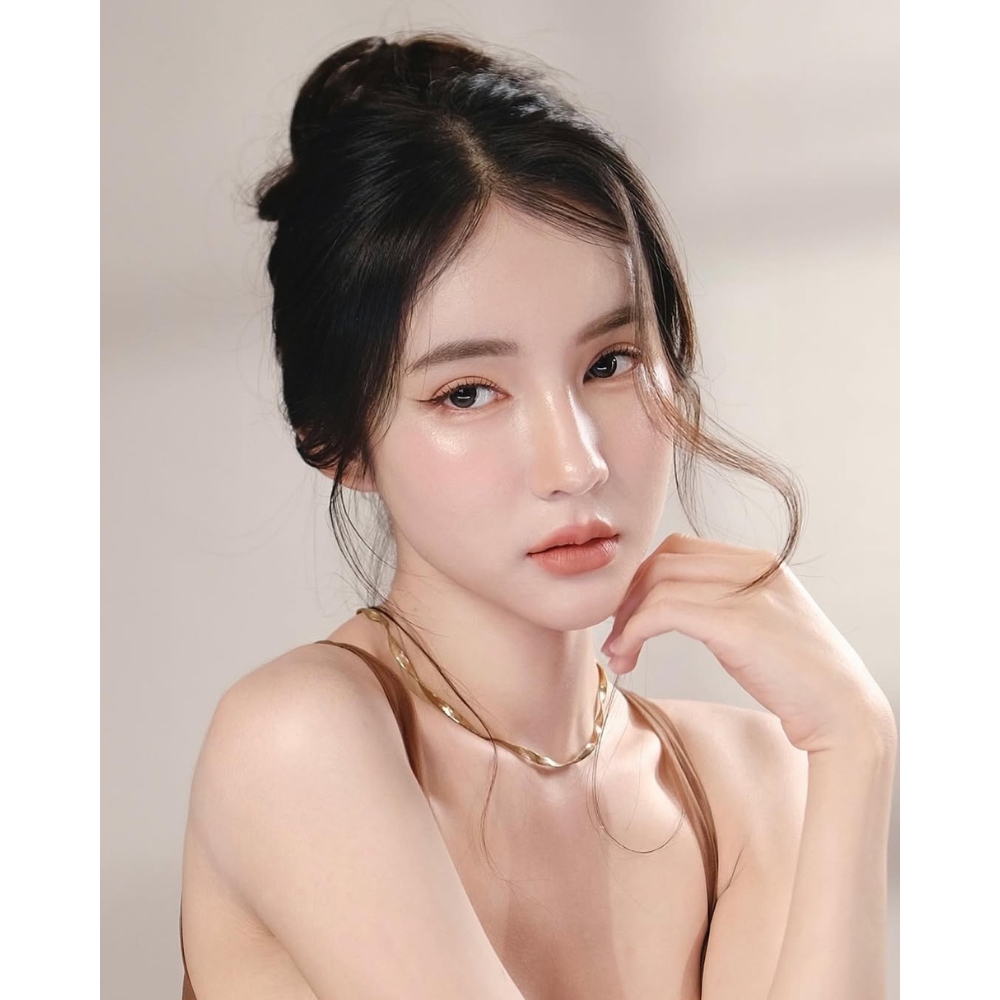 Tạo khối nhẹ để gương mặt được trẻ trung