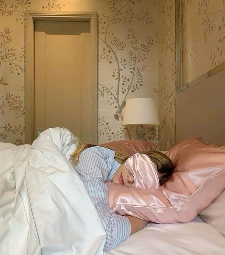 Chăm sóc da mắt, môi