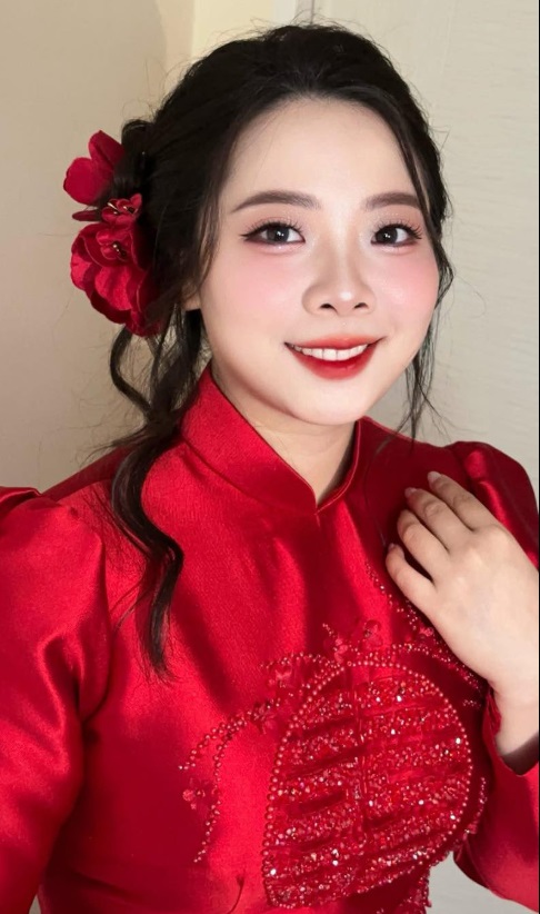 Trang điểm cô dâu mắt một mí tone nâu đất – môi hồng cam