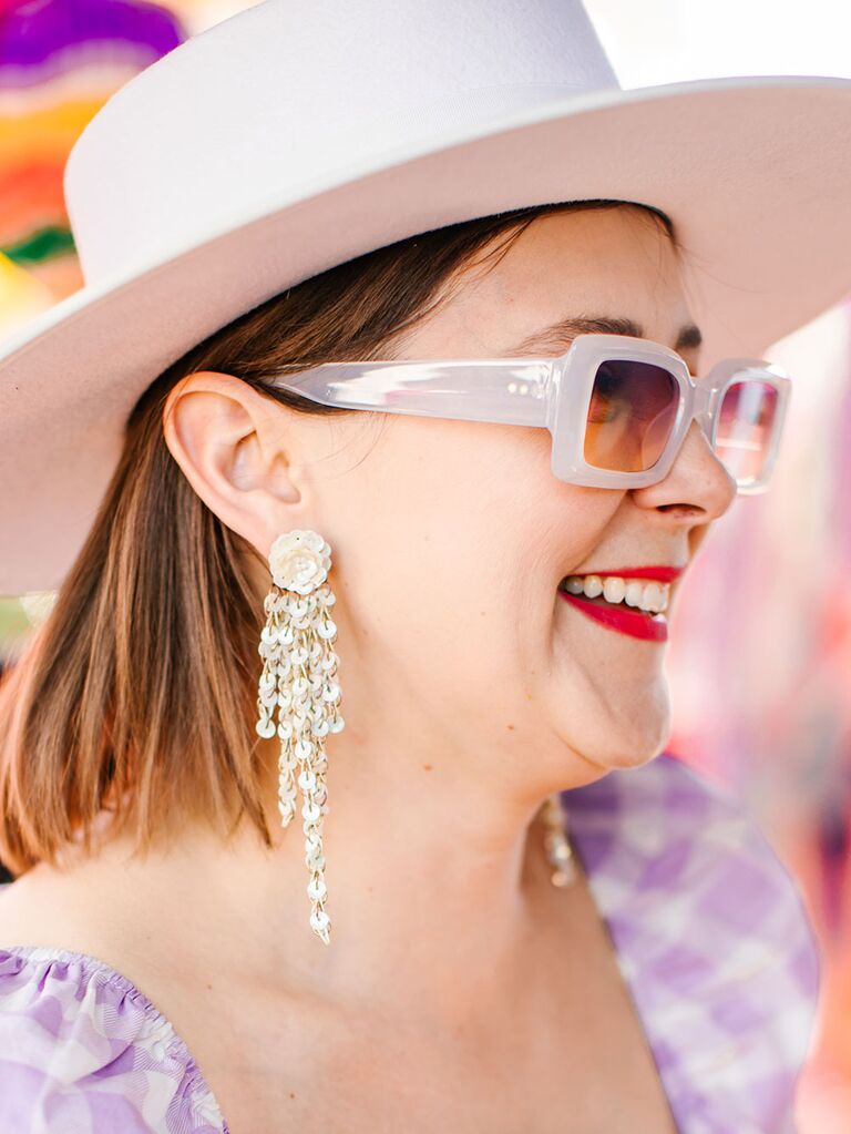 4. Môi đỏ cổ điển – Classic Red Lip