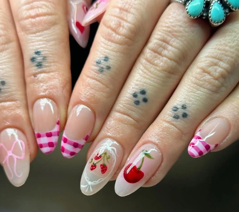 Mẫu Nail Caro phong cách coquette