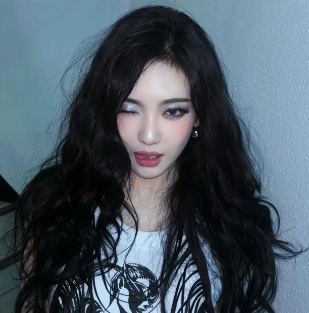 Ningning – Tái hiện tinh thần Y2K