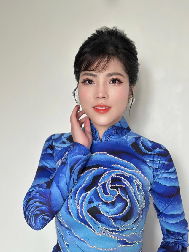 Phủ phấn để cố định lớp nền