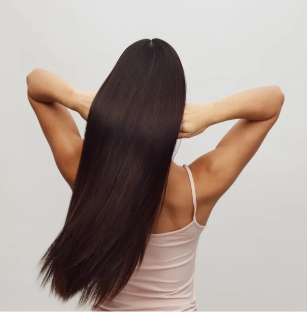 7. “Glass hair” – mái tóc bóng khỏe như gương