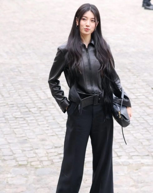 Sự xuất hiện nổi bật của Suzy tại Paris Fashion Week