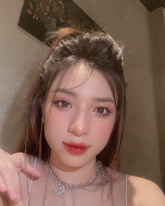 Vì sao lông mi dễ rụng và kém phát triển?