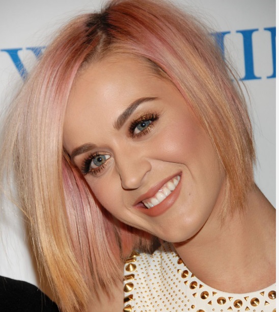 Blunt bob – Kiểu tóc “cứu cánh” cho mái tóc mỏng