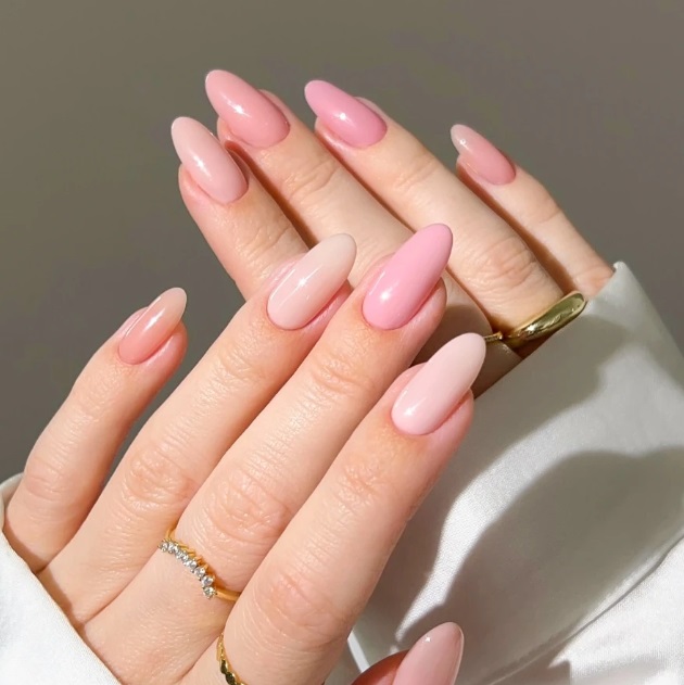 Vaseline hết hạn – “trợ thủ” dưỡng móng và làm mềm da chết