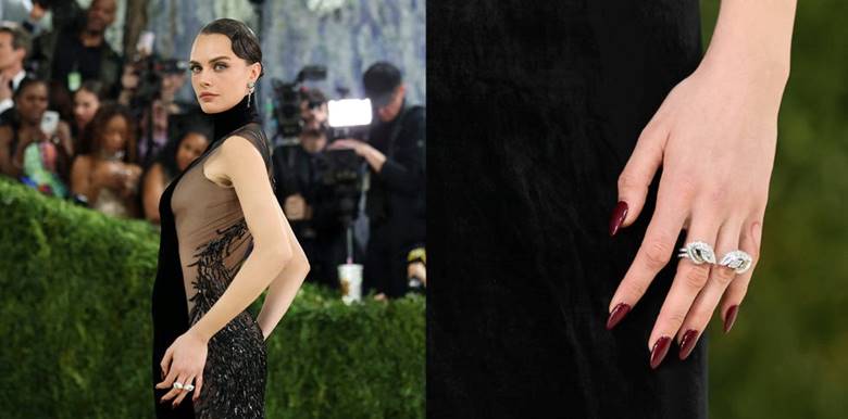 Cherry-Cola Nails – Sắc đỏ trầm quyến rũ lên ngôi