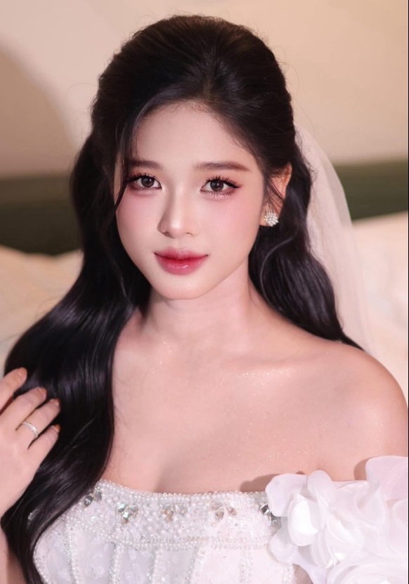 Lip combo đỏ bóng – Tươi tắn và đầy sức sống