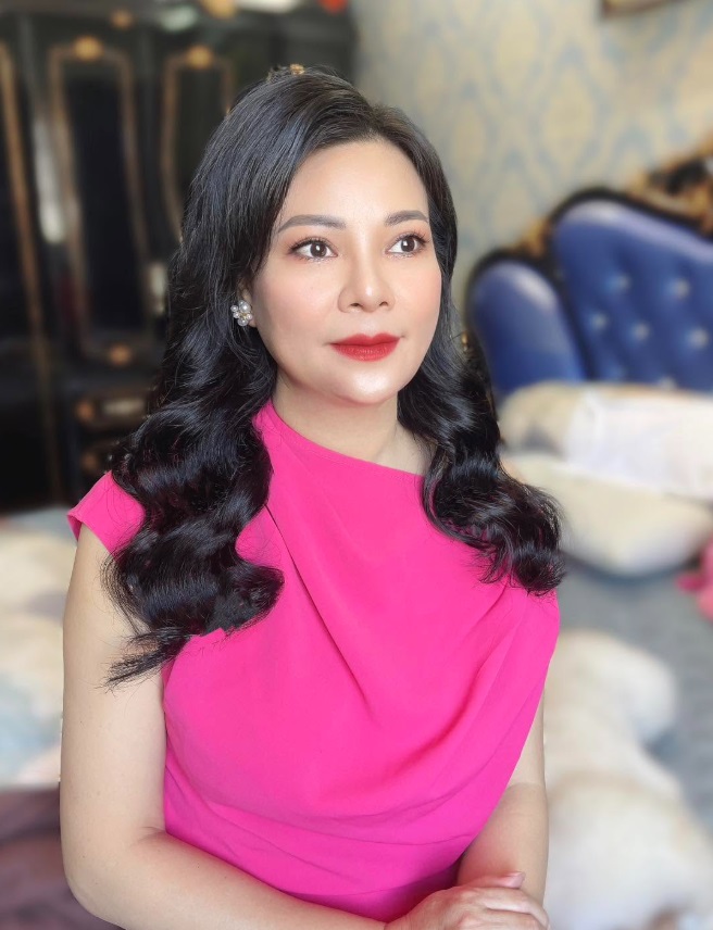 Mascara màu đen – Lựa chọn kinh điển không bao giờ lỗi mốt