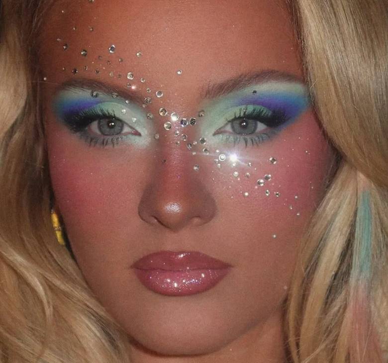 Bedazzled Beauty – Khi vẻ đẹp lấp lánh trở thành tuyên ngôn cá tính