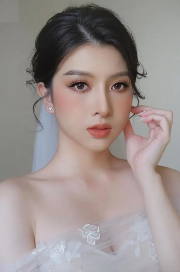 Điểm danh những lỗi makeup cần tránh khi đi phỏng vấn xin việc