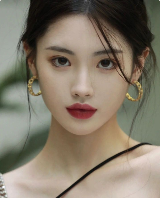 Bí quyết trang điểm cho da mụn 