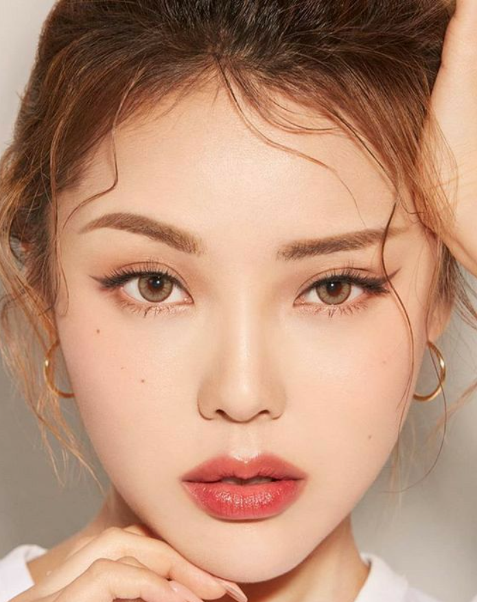 cách giữ cho đường kẻ mắt lâu trôi