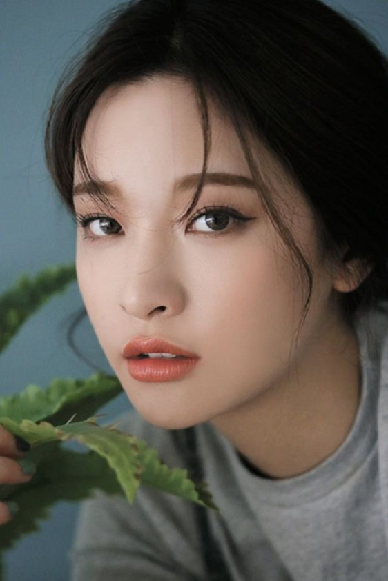 Cách tán kem nền bằng cọ 