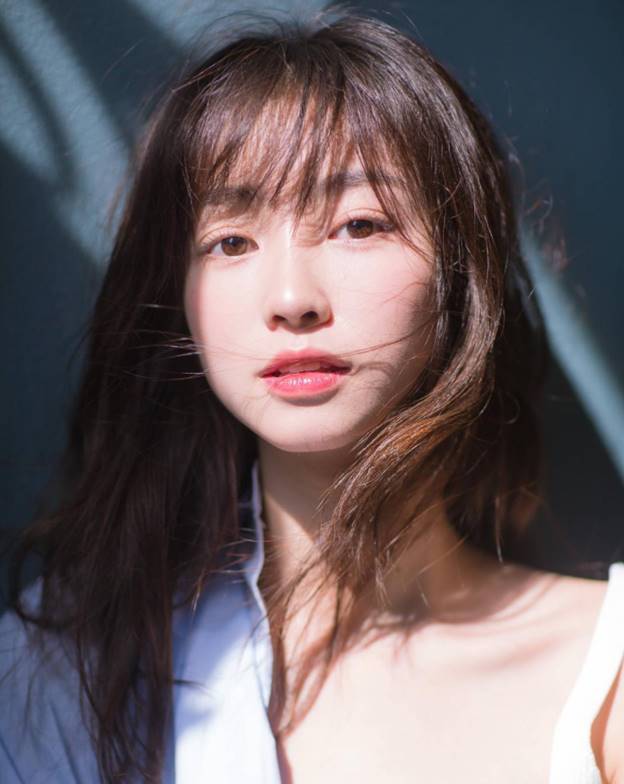 cách trang điểm cho da không ăn phấn