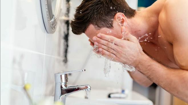 Bật mí cách trang điểm cho nam giúp chàng thêm lịch lãm 
