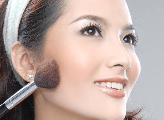 cách trang điểm cô dâu đơn giản nhất