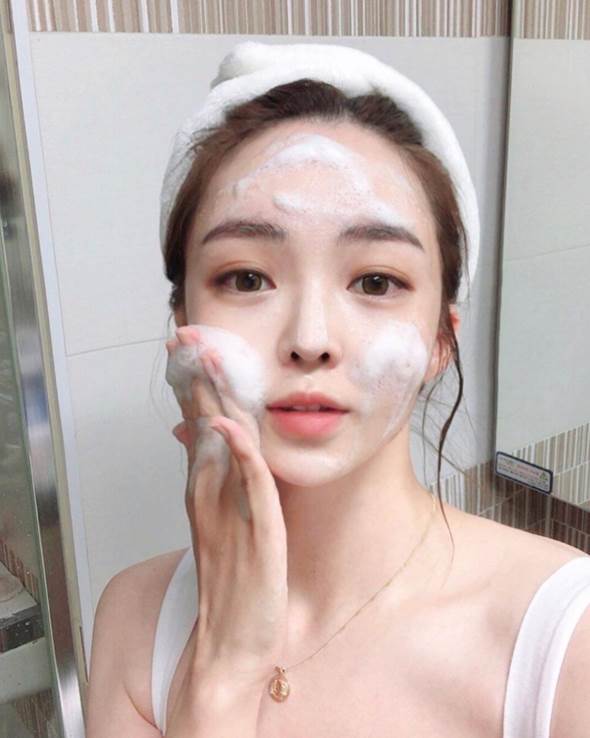 cách trang điểm đơn giản đi dự tiệc