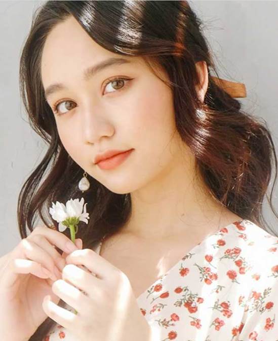 cách trang điểm đơn giản đi dự tiệc