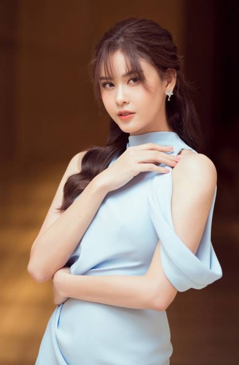 mẹo nhỏ về cách trang điểm tại nhà đi tiệc tối 