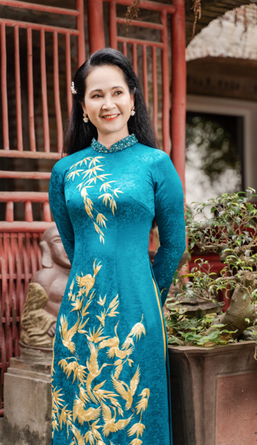 Giá trang điểm cô dâu 2023 