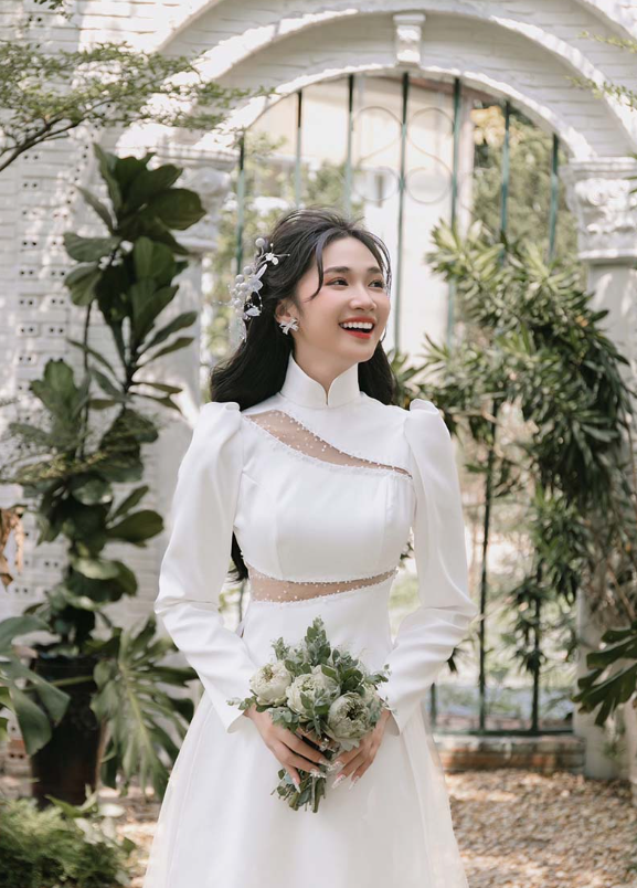 Giá trang điểm cô dâu 2023 