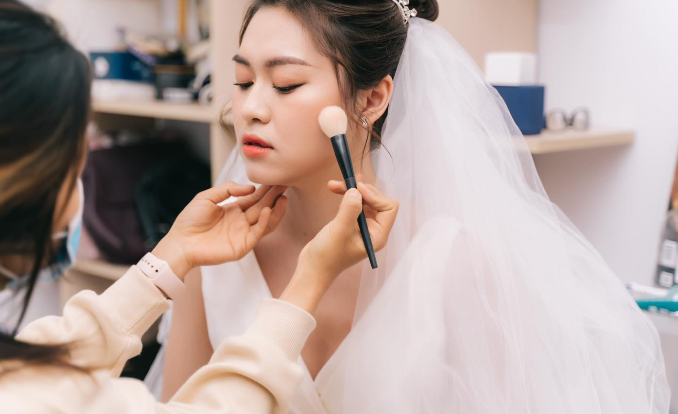 Học trang điểm cô dâu bao lâu thì có thể ra nghề