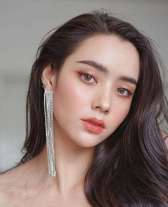 khóa học make up chuyên nghiệp có đắt không