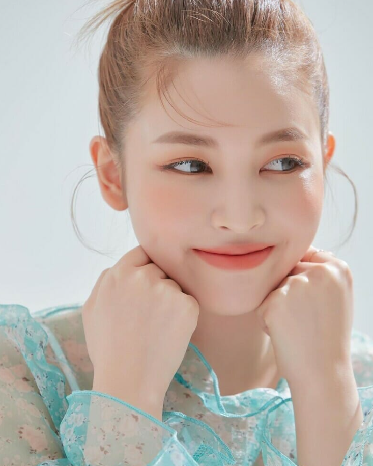 kiểu makeup nhẹ nhàng