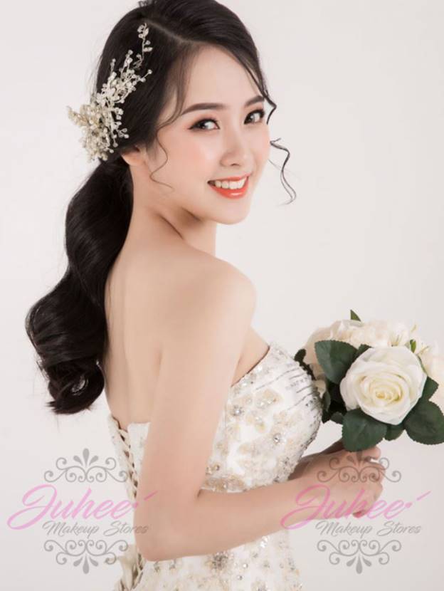 làm sao để trở thành makeup Artist