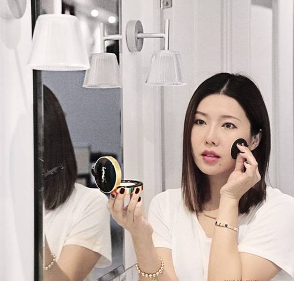 makeup bằng phấn nước chuẩn chuyên gia