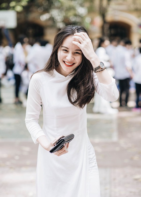 makeup bế giảng giá rẻ tại Hà Nội 