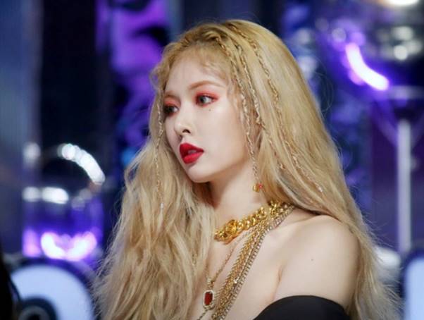 makeup biểu diễn văn nghệ 