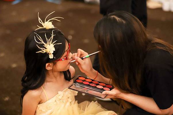 makeup biểu diễn văn nghệ đẹp tại TP. HCM