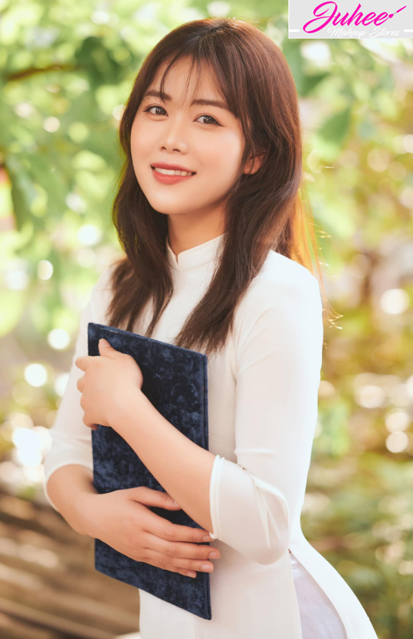 Makeup kỷ yếu cho học sinh cấp 3 tại Hà Nội 