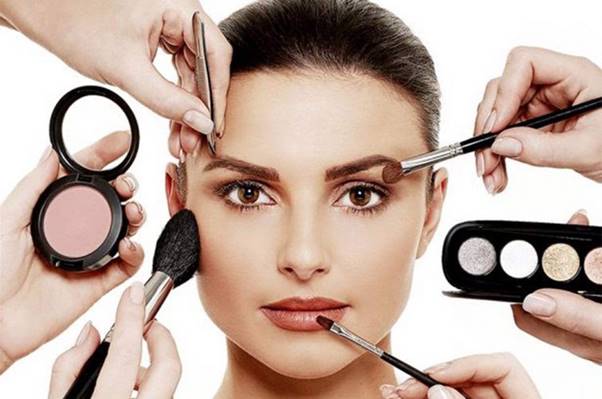 Makeup là gì
