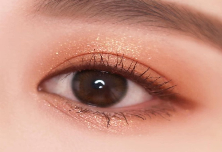 makeup mắt tone đỏ