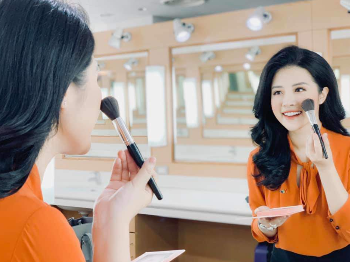 Makeup MC dẫn chương trình