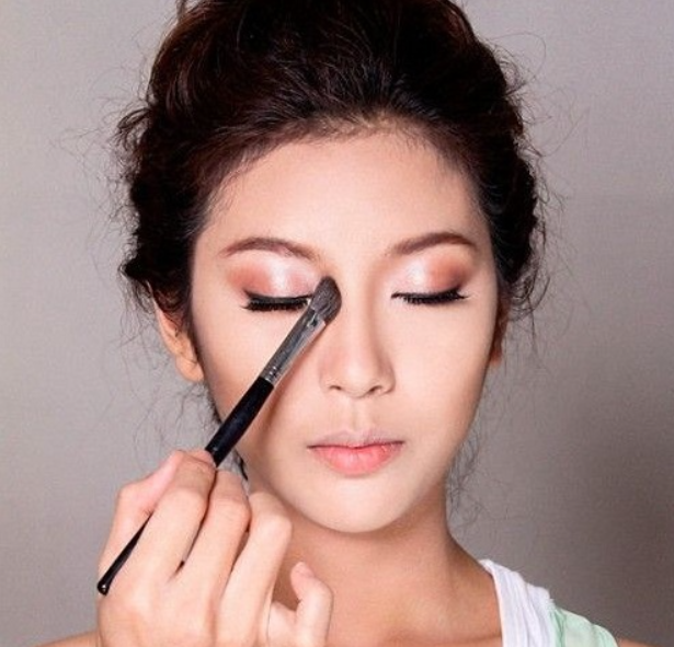 makeup tạo sống mũi cao 