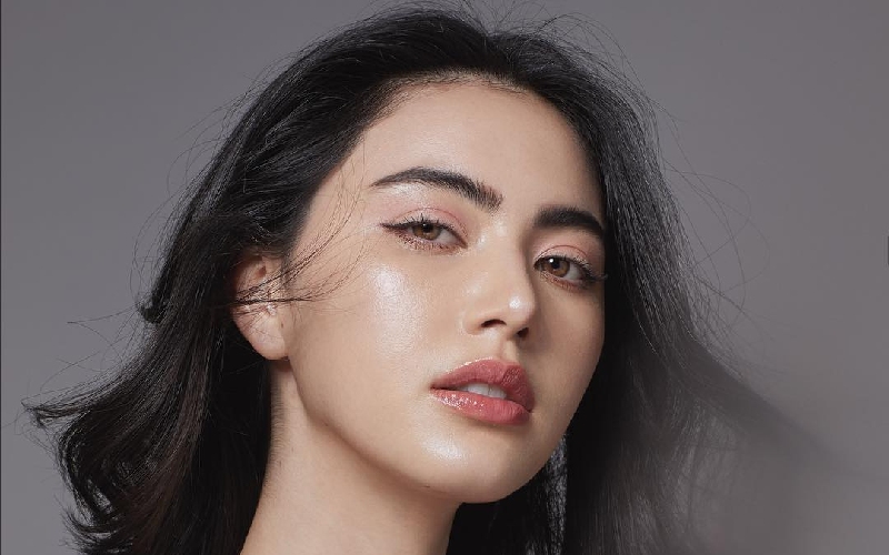 Makeup tone Tây đơn giản