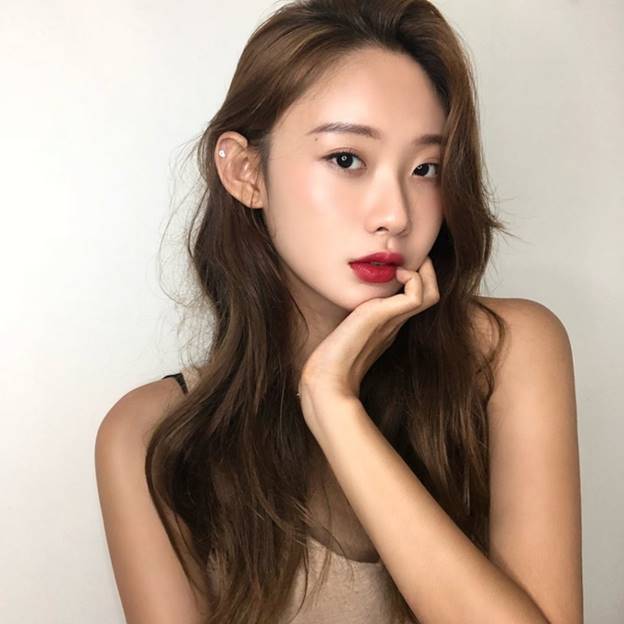 màu son hack tuổi 