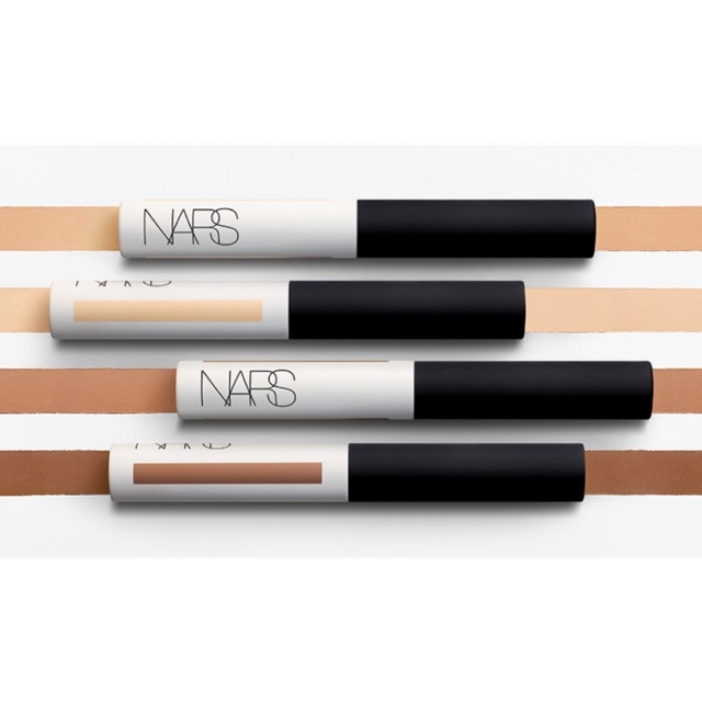 Những đồ trang điểm không thể thiếu trong ngành makeup chuyên nghiệp 